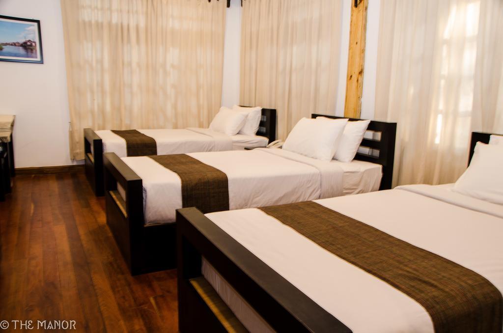 The Manor Hotel Ньоншуэ Номер фото