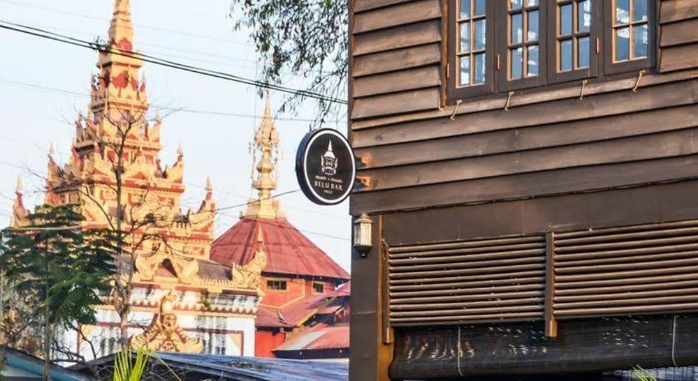 The Manor Hotel Ньоншуэ Экстерьер фото